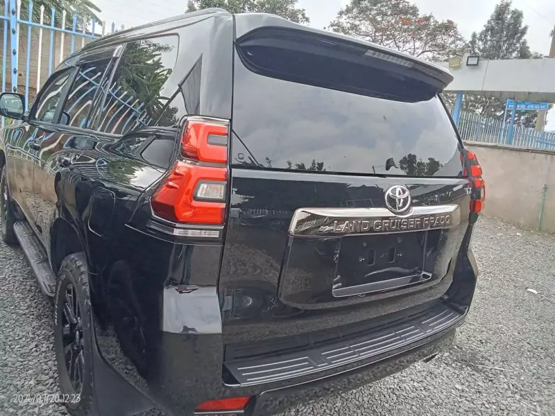 TOYOTA Landcruiser Prado - 2018