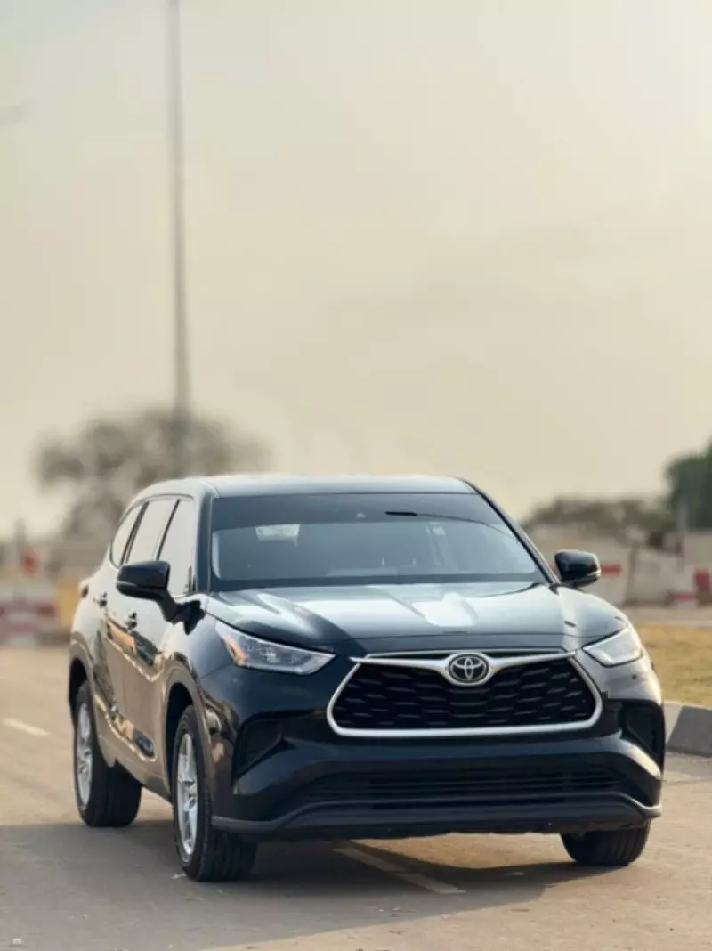 Toyota Highlander   - 2021