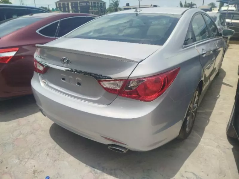Hyundai Sonata - 2014