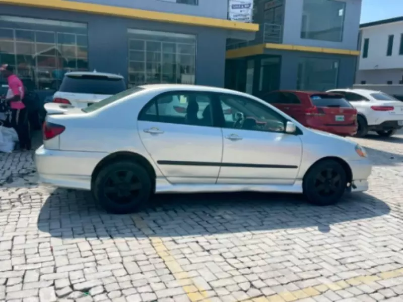 Toyota Corolla - 2006