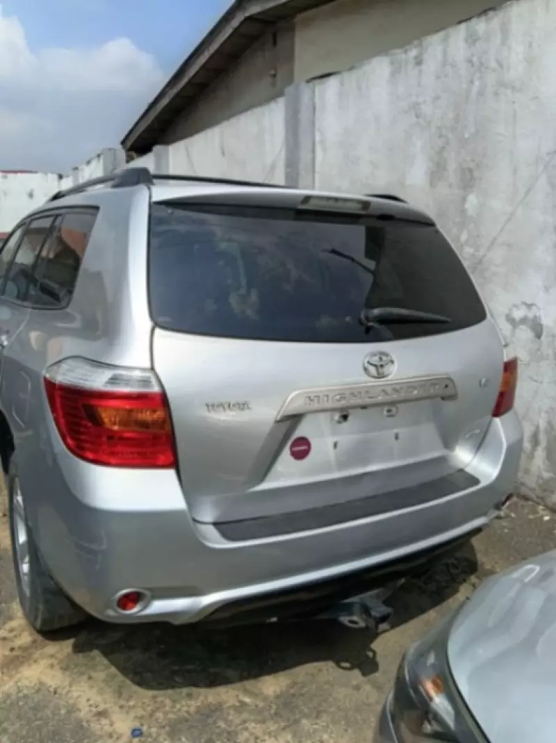 Toyota Highlander   - 2008