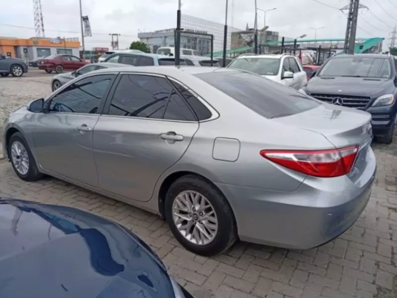 TOYOTA Camry   - 2016