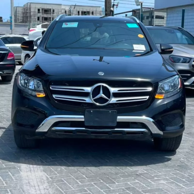Mercedes-Benz GLC 300   - 2019