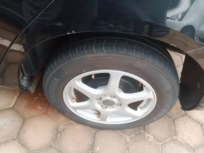 Toyota Fielder    - 2010