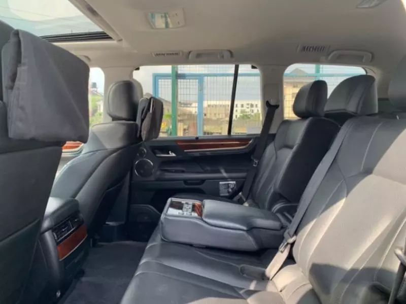 Lexus LX   - 2016