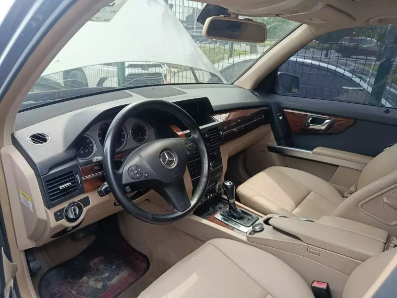 Mercedes-Benz GLK 350   - 2012