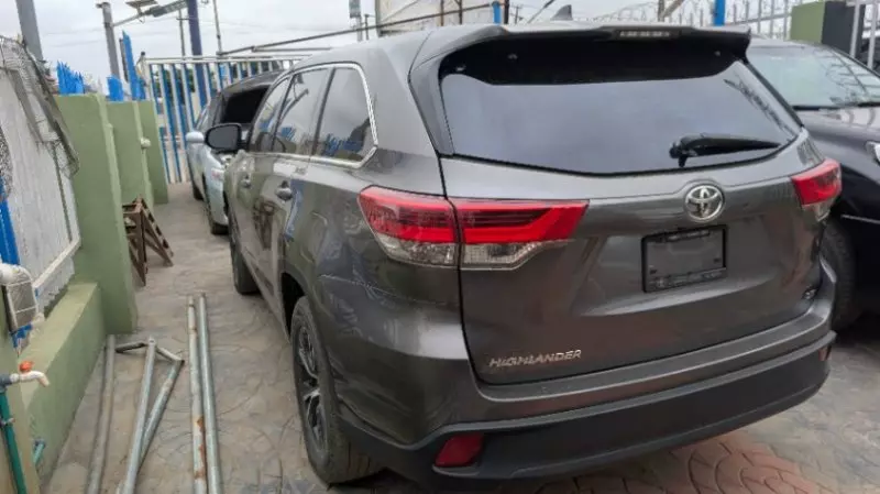 TOYOTA Highlander - 2018