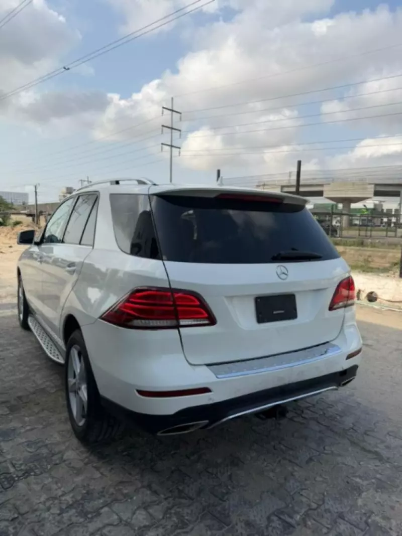 Mercedes-Benz GLE 350   - 2017