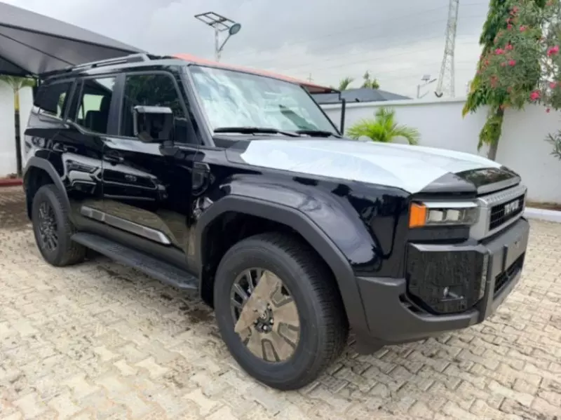 Toyota Prado - 2025