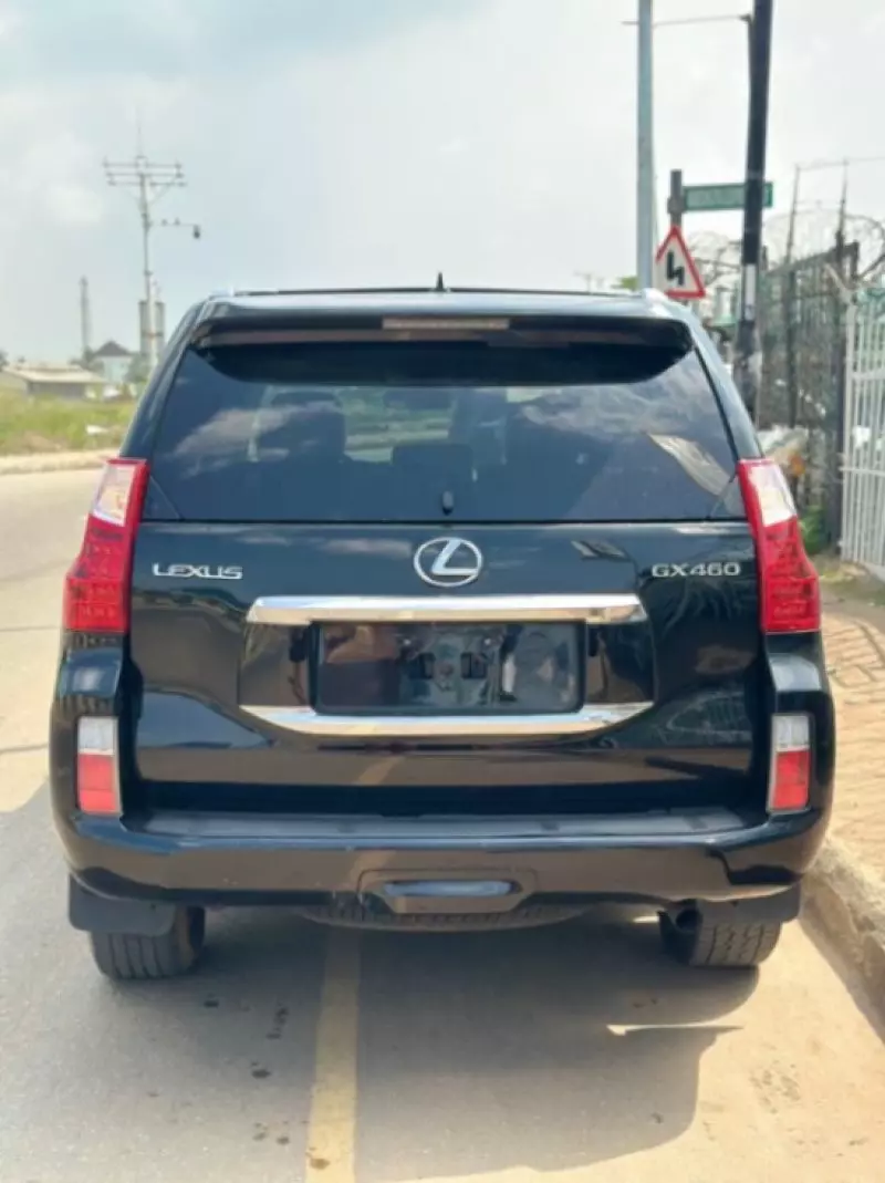 Lexus GX 460   - 2011