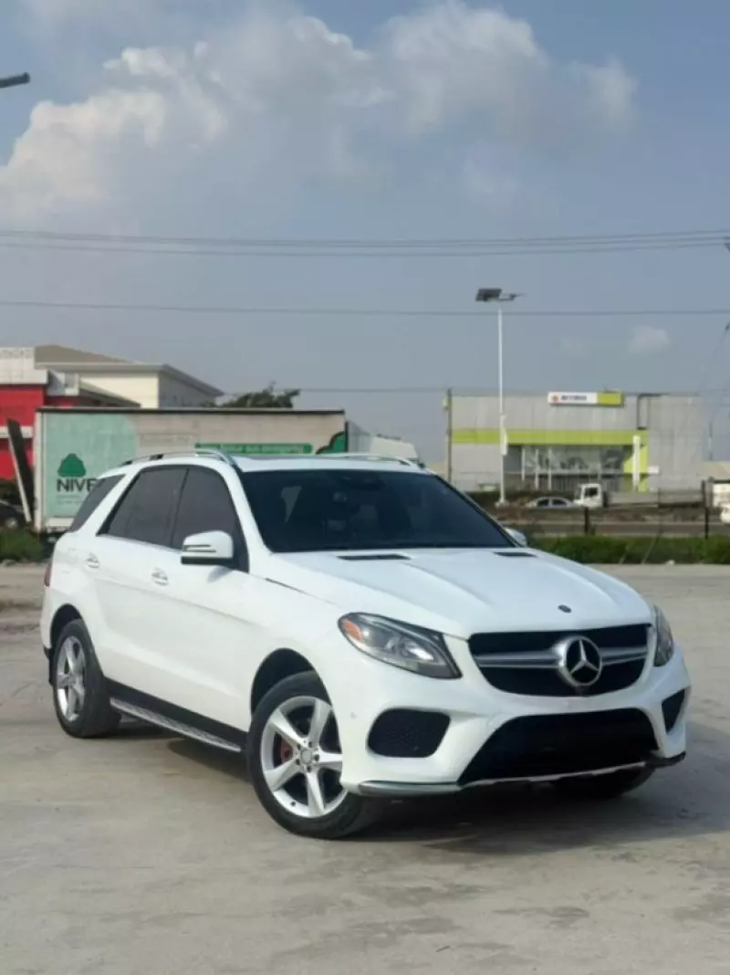 Mercedes-Benz GLE 350   - 2016