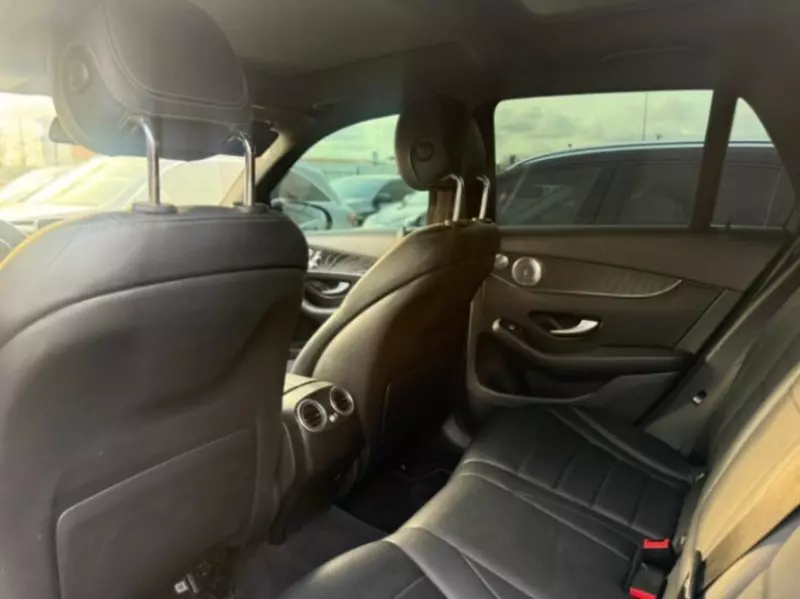 Mercedes-Benz GLC 300   - 2017