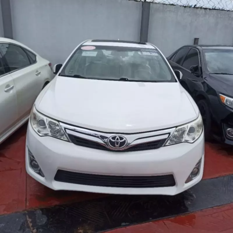 TOYOTA Camry   - 2012