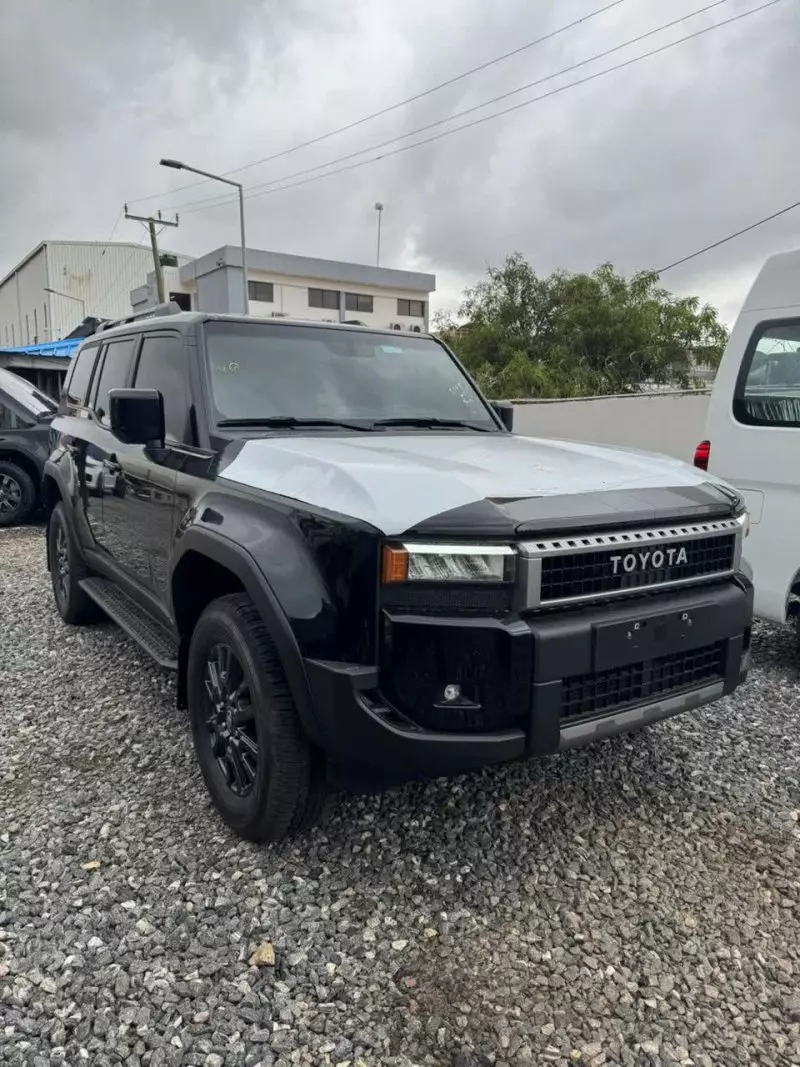 Toyota Land Cruiser Prado   - 2025