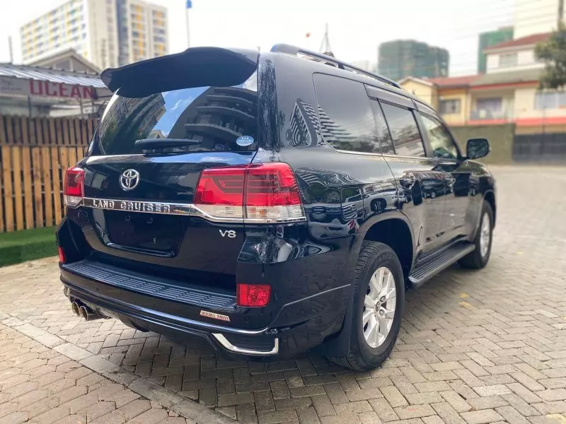 TOYOTA Landcruiser Prado - 2018