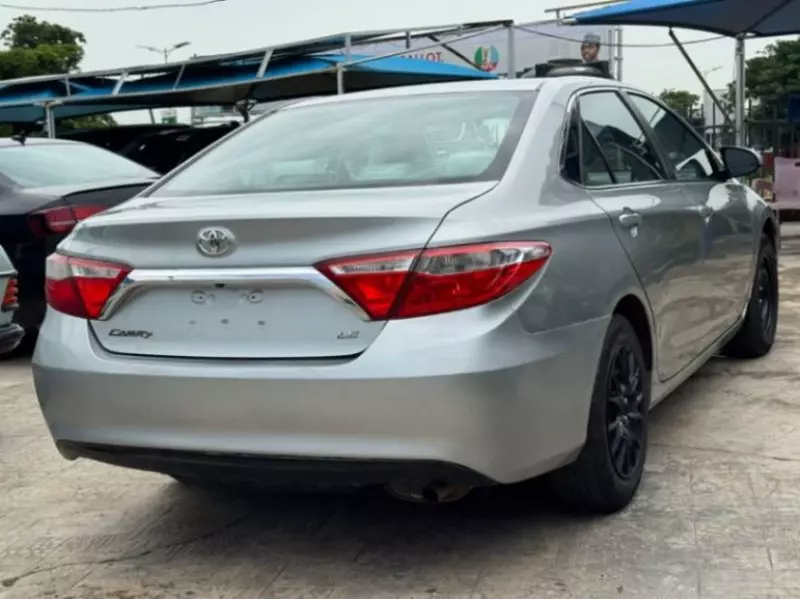 TOYOTA Camry   - 2015