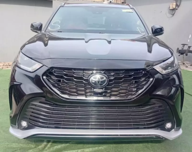 TOYOTA Highlander Hybrid   - 2021