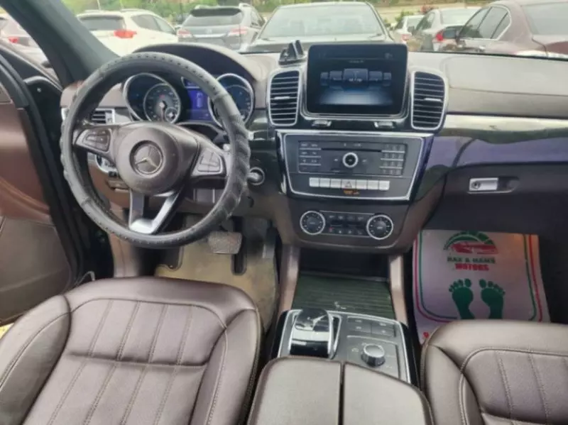 Mercedes-Benz GLS-Class   - 2018