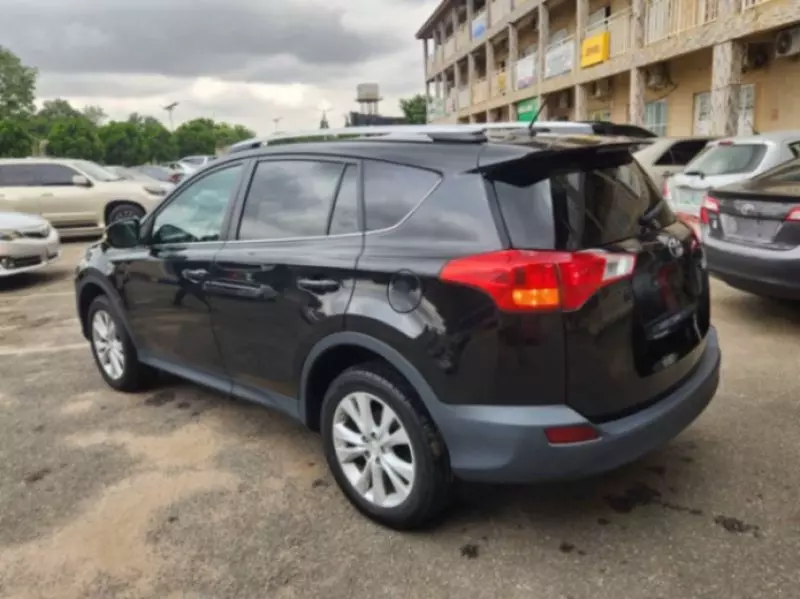 Toyota RAV 4   - 2014