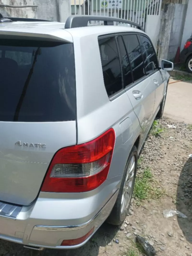 Mercedes-Benz 350   - 2012