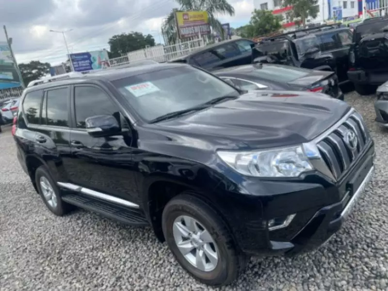 TOYOTA Landcruiser Prado - 2023