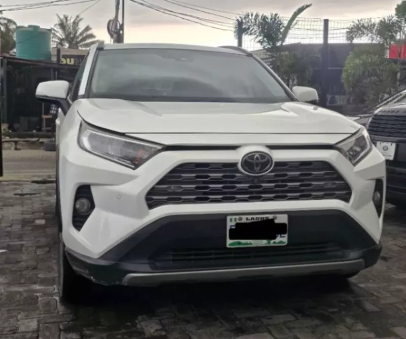 TOYOTA RAV4   - 2019