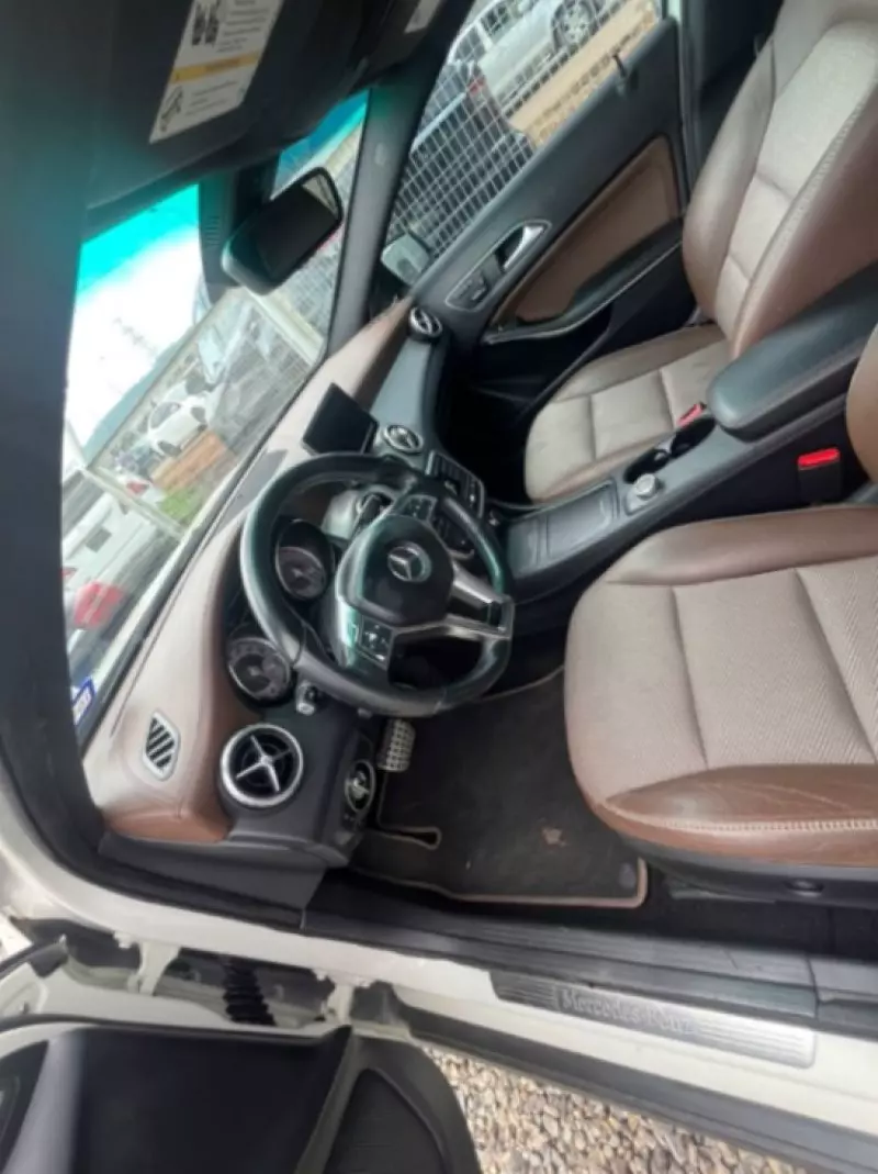 Mercedes-Benz GLA-Class   - 2015