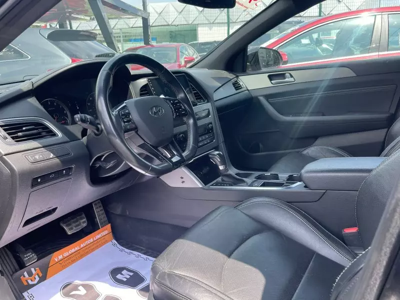 Hyundai Sonata   - 2015