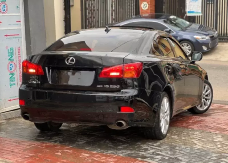 Lexus IS 250   - 2008