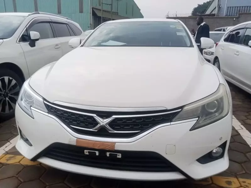 Toyota Mark X   - 2012