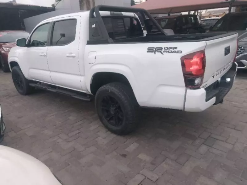 Toyota Tacoma   - 2020