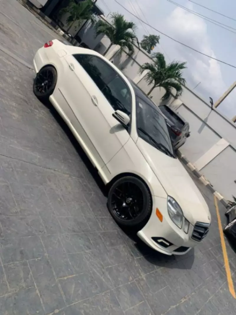 Mercedes-Benz E-Class   - 2011