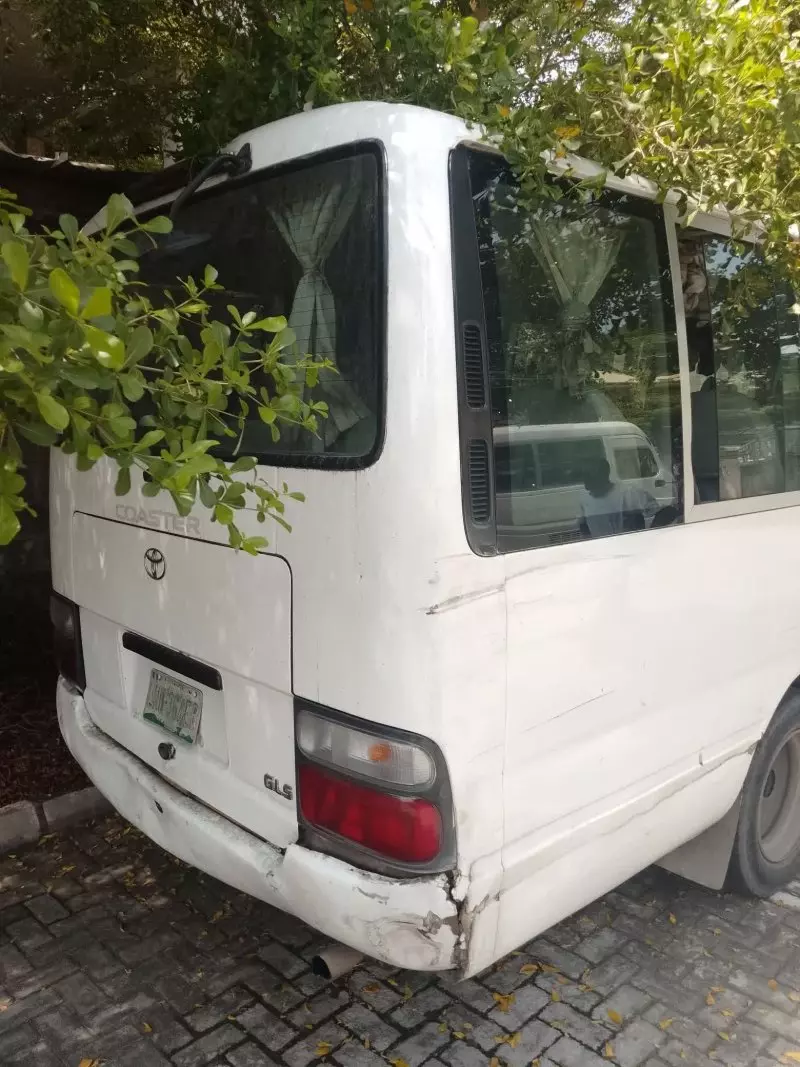 Toyota Coaster   - 2017