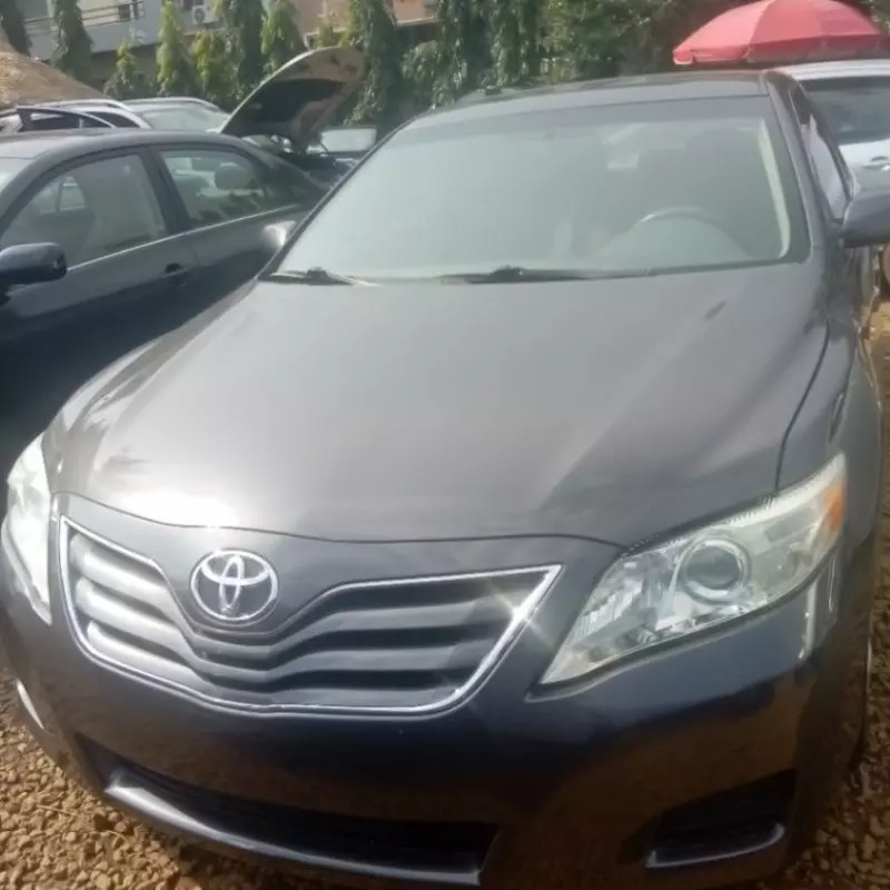 TOYOTA Camry   - 2011