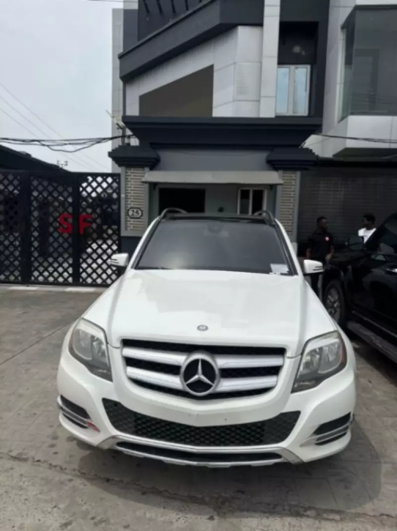 Mercedes-Benz GLK 350   - 2014