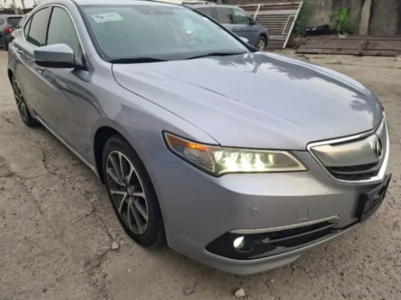 Acura TLX - 2015