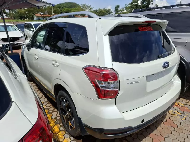 Subaru Forester   - 2013