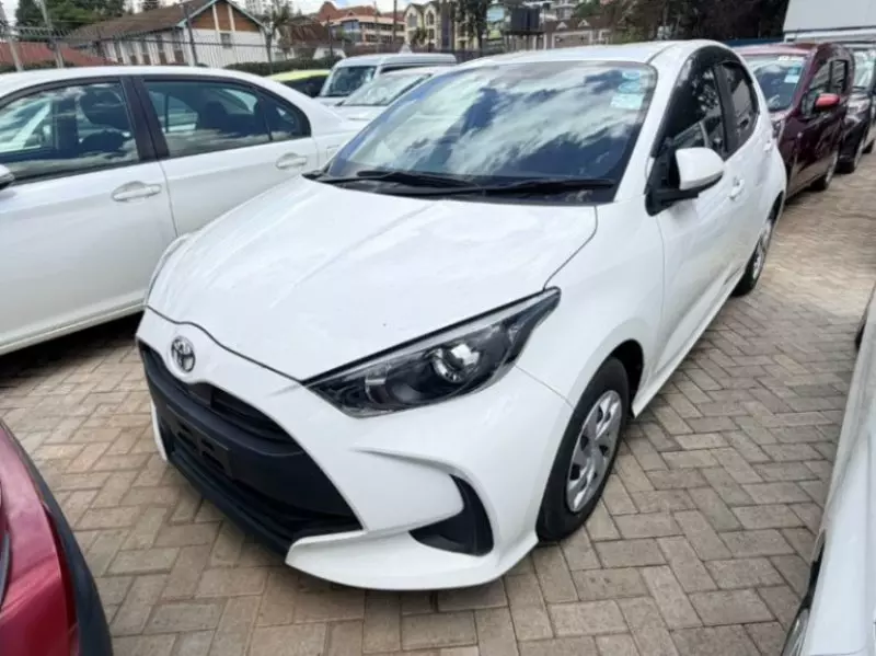 TOYOTA Yaris - 2020