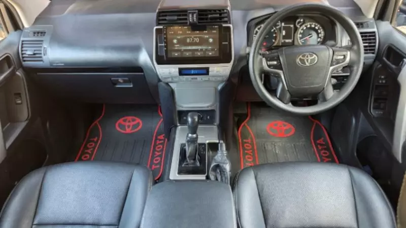 TOYOTA Land Cruiser Prado   - 2011