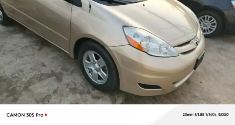 Toyota Sienna   - 2008