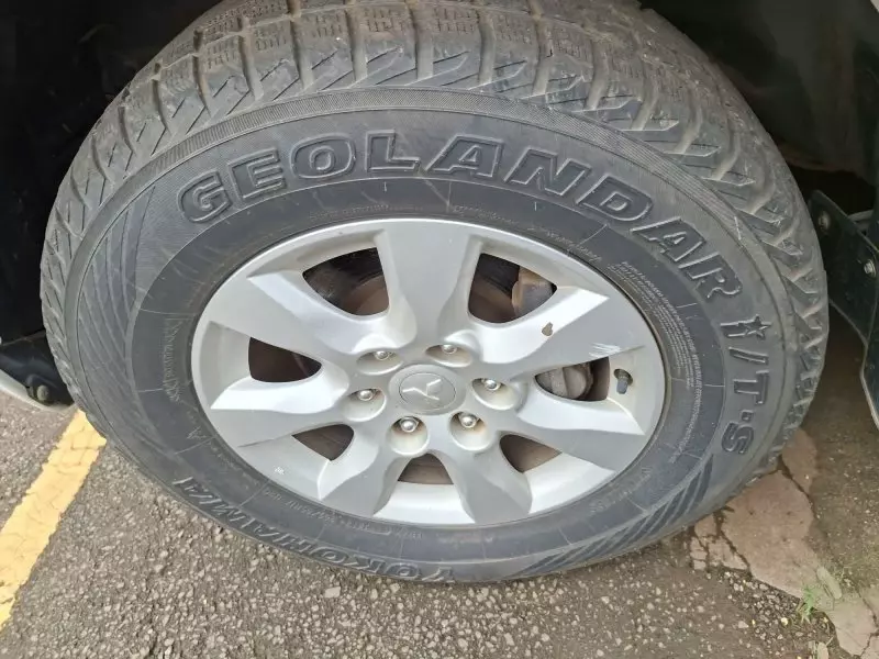 Toyota Hilux    - 2023