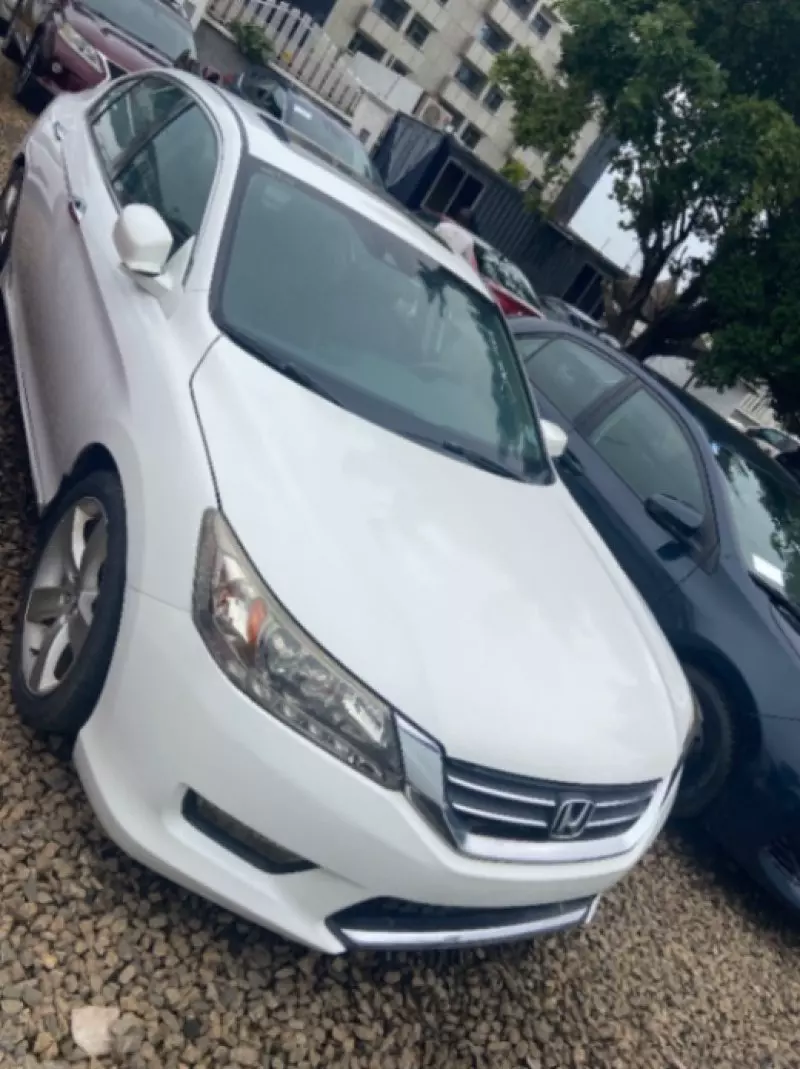 Honda Accord - 2015