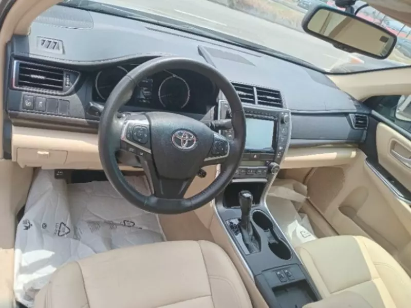 Toyota Camry   - 2015