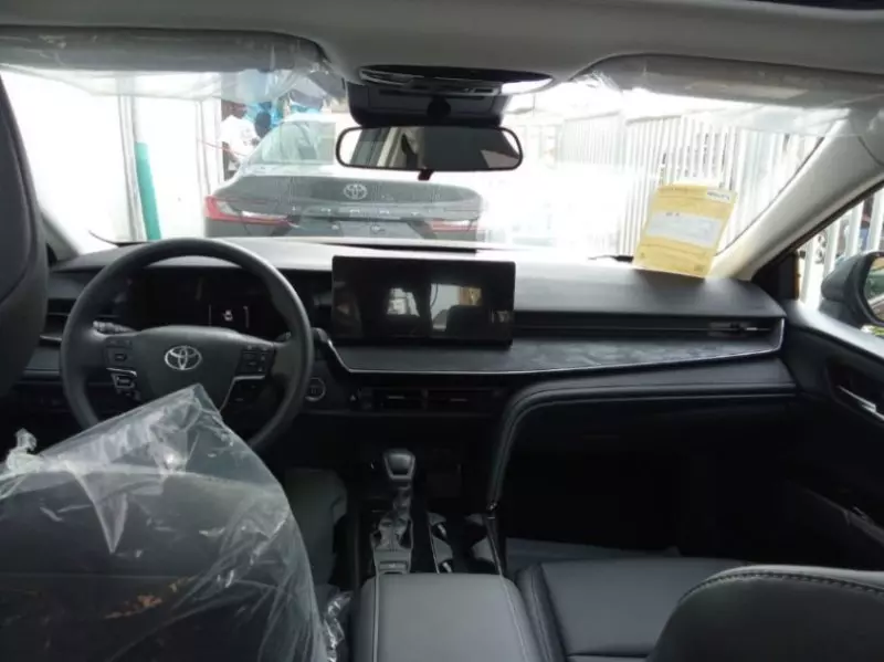 Toyota Camry   - 2026