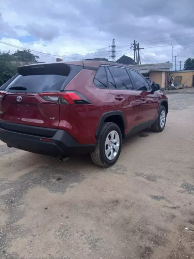 TOYOTA RAV 4   - 2021