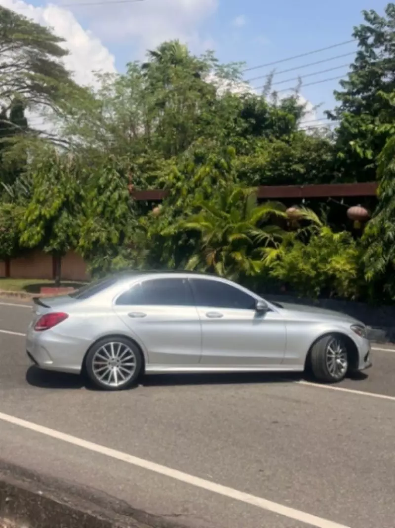 Mercedes-Benz C 300   - 2016