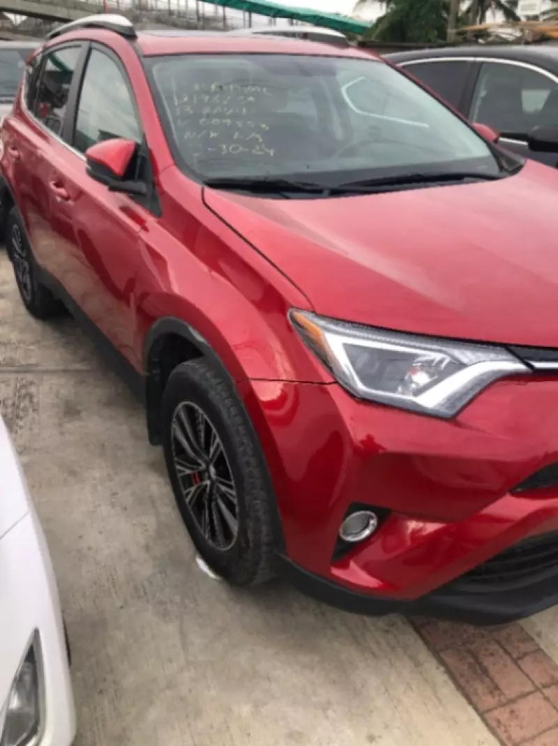 Toyota RAV4   - 2014