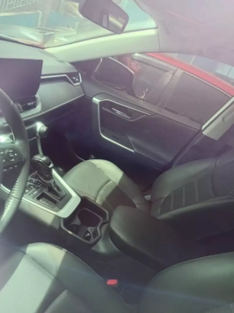 Toyota RAV 4   - 2023