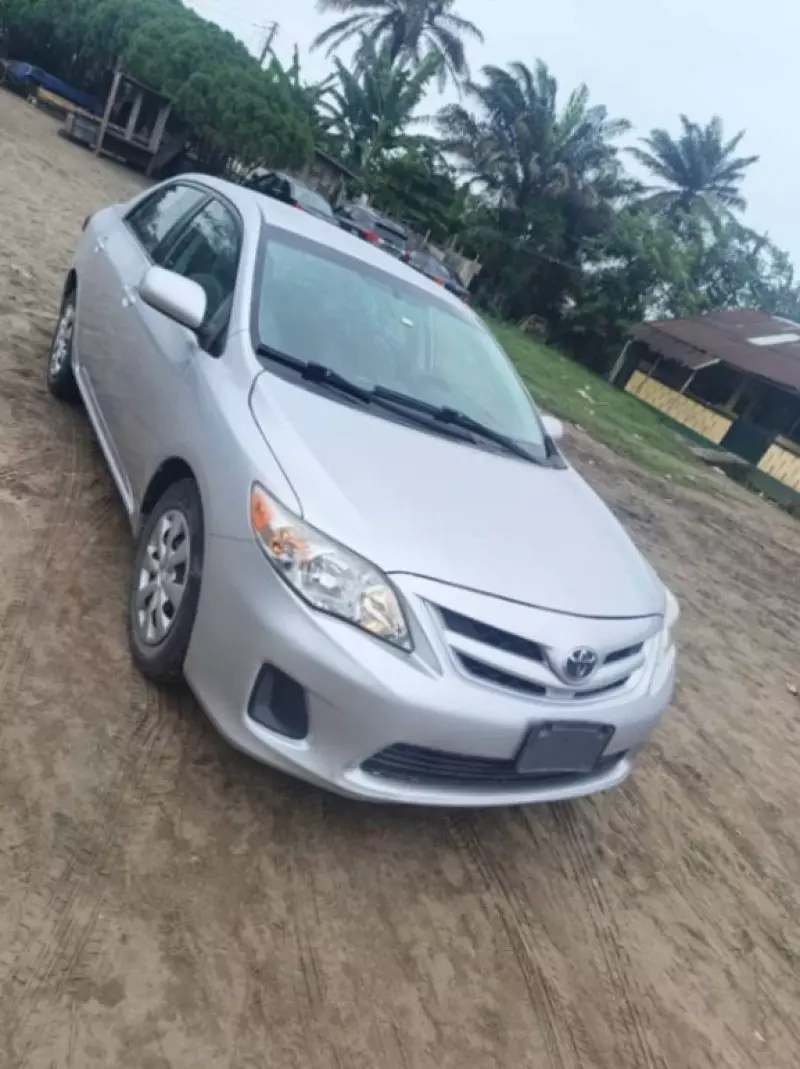 TOYOTA Corolla   - 2011