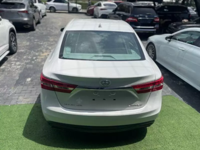 TOYOTA Avalon   - 2013